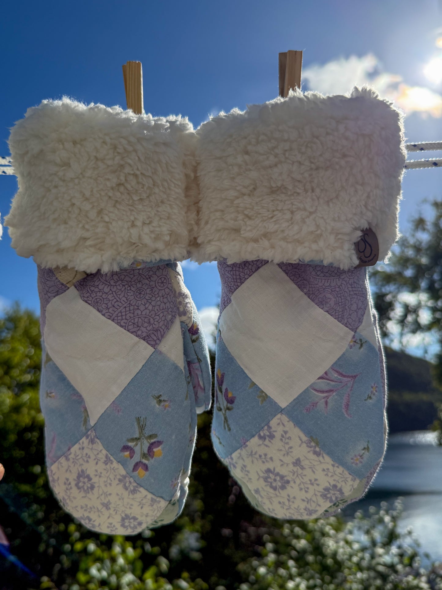 Julie Mittens