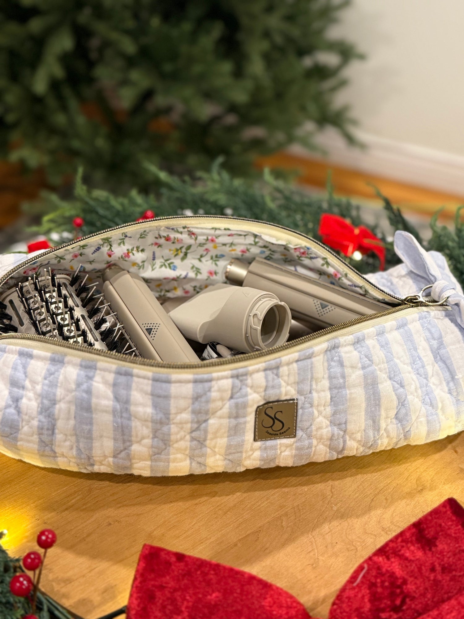 Hair Troves [Dyson Bags]