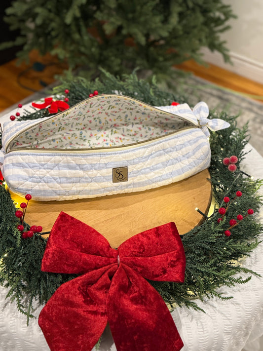 Hair Tools Trove - COLOURFUL FLORAL INTERIOR (HORIZONTAL STRIPES)